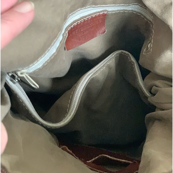 Italian Leather Bag - Picture 4 of 9